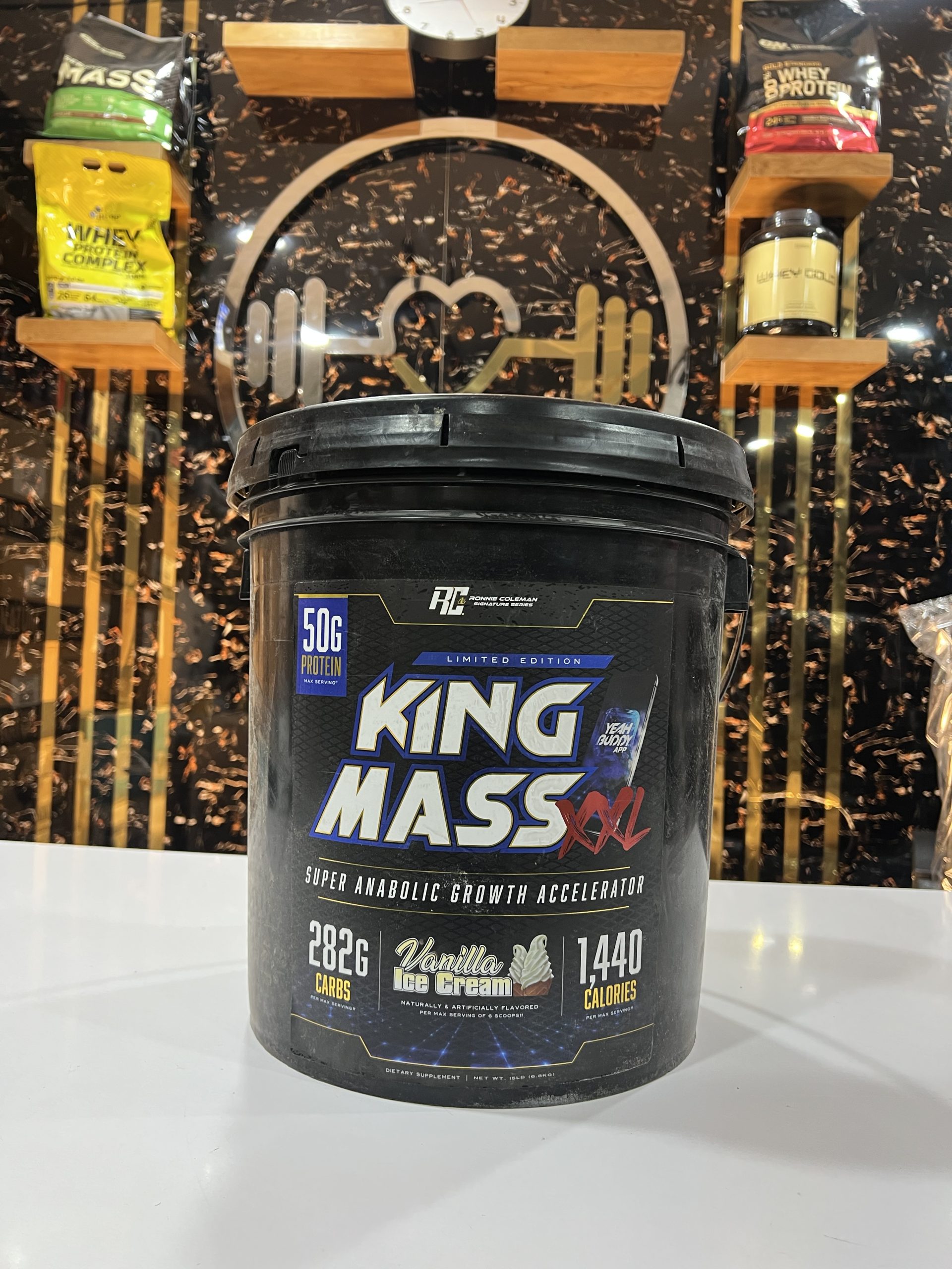 IMG_7492 گینر کینگ مس 6/7 کیلویی سطلی طعم وانیل رونی کلمن - Image 1